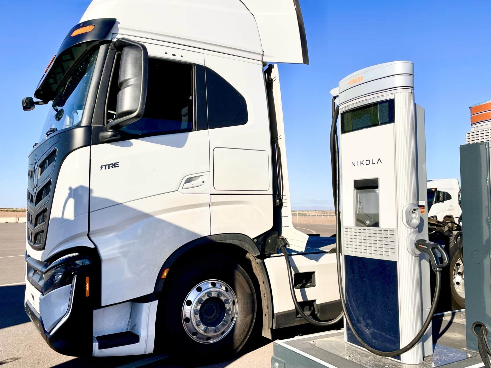 Nikola And Chargepoint Expand U S Ev Charging Infrastructure In