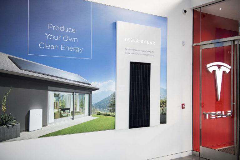 Tesla doubles referral reward to push energy products
