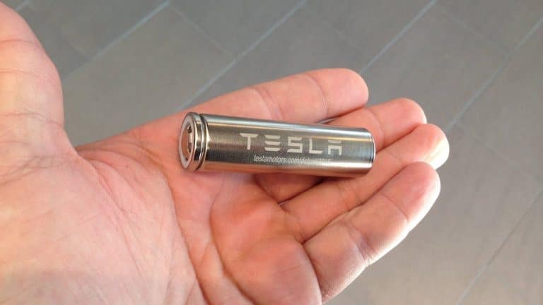 Elon Musk clarifies Tesla’s 2170 battery strategy