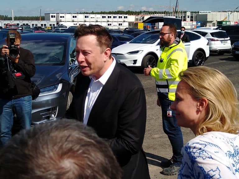 Tesla CEO Elon Musk receives rockstar welcome in first visit to Giga Berlin