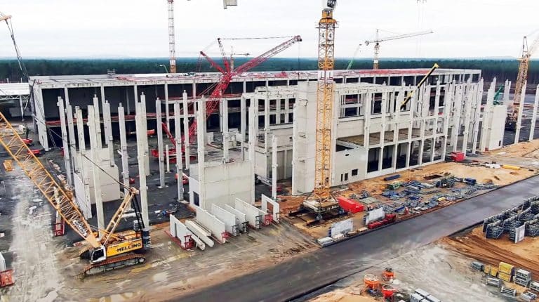 Tesla Giga Berlin Progressing Rapidly on Massive Paint Shop Construction