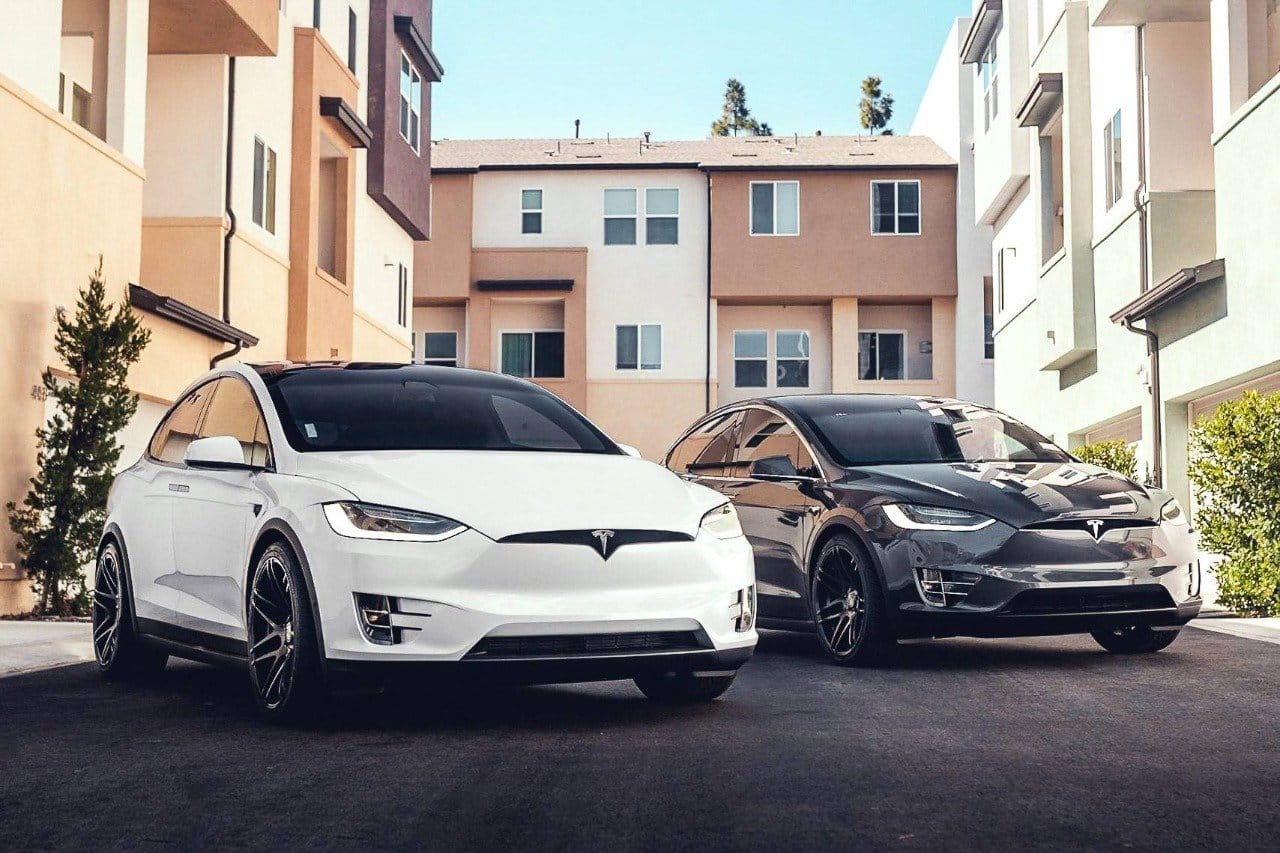 Tesla модуль x