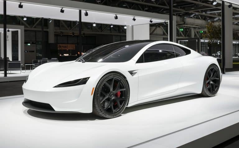 Tesla to introduce special paint options for the new Roadster electric supercar