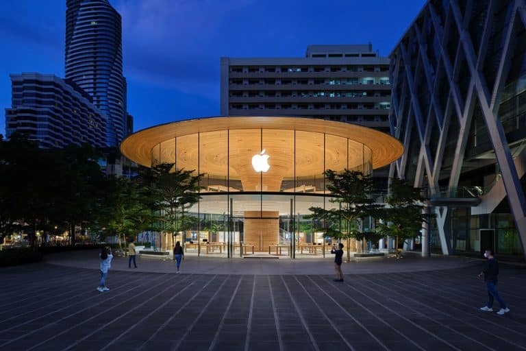 Apple targets car production by 2024 and eyes ‘next level’ battery technology