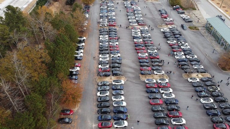 Tesla Owners raise over $10,000 in an effort to fight Human Trafficking