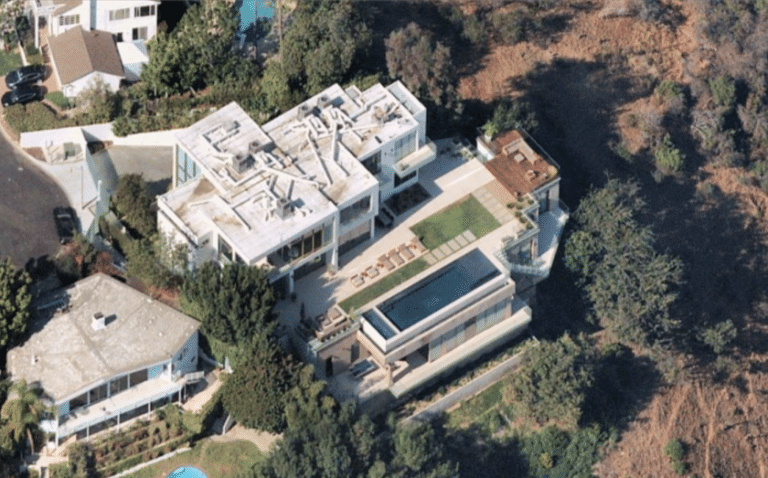 Tesla’s Elon Musk stays true to his word, completes selling all his CA homes