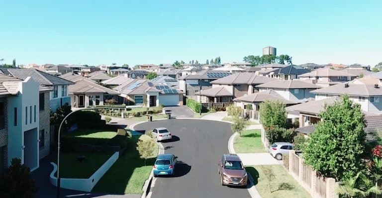 Tesla Powerwalls selected for first 100% solar and battery neighborhood in Australia