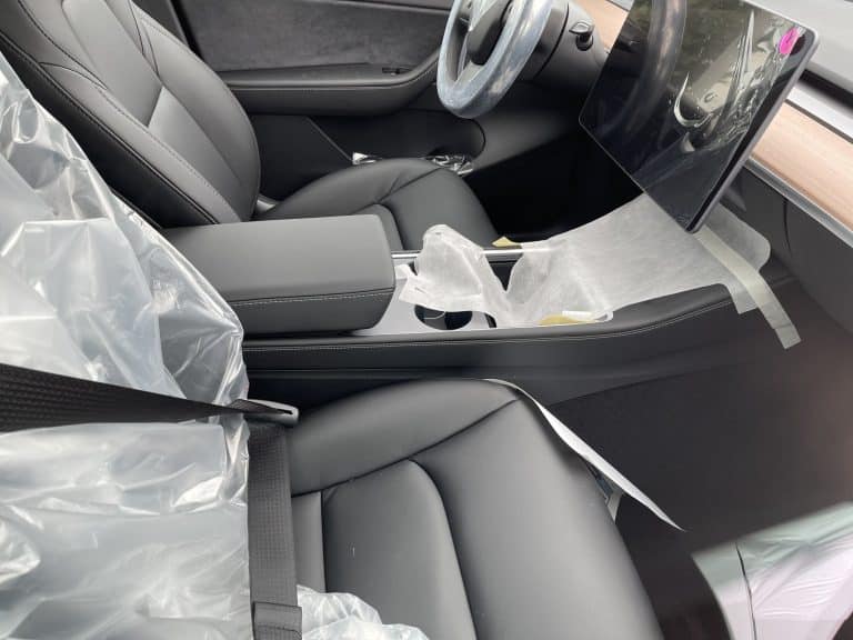 Tesla Model Y Refreshed interior hits U.S. showrooms
