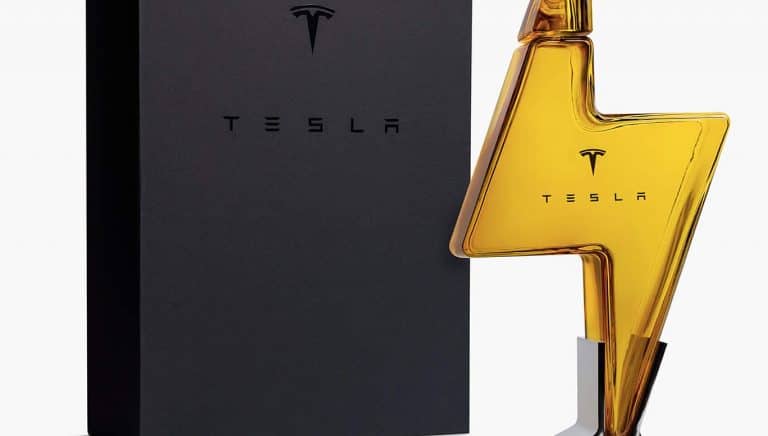 Tesla Tequila, lightning-shaped Decanter is now available in China and Europe
