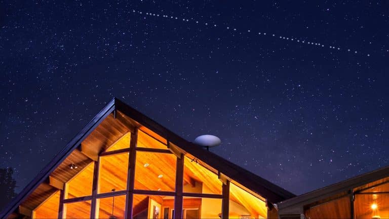 SpaceX’s Starlink deployment plan receives FCC approval despite rivals’ objections