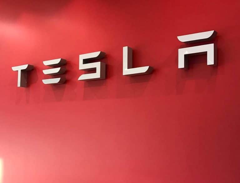 Tesla settles lawsuit with former employee who took Autopilot source code