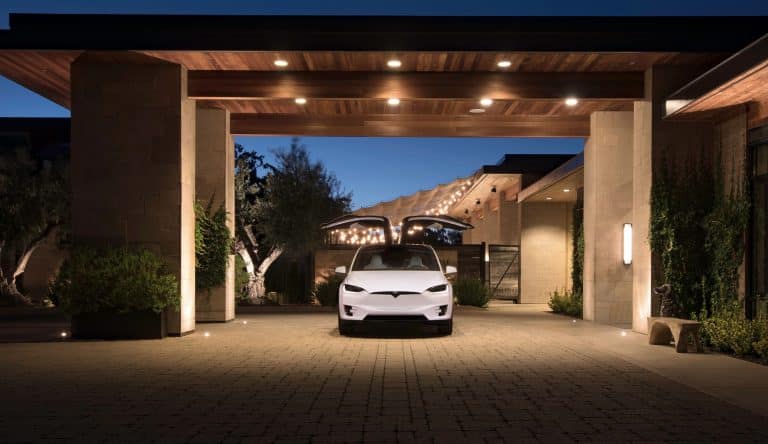 Elon Musk stands firm on Tesla PR team decision: “Citizen Journalism FTW!”