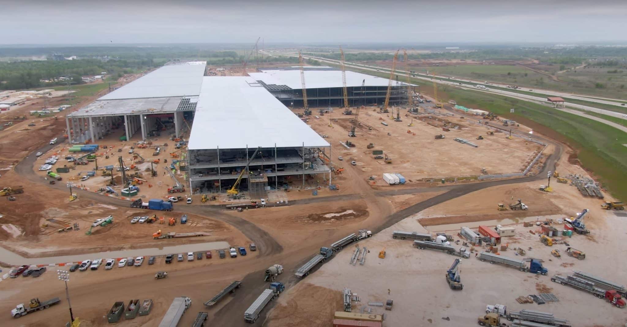 Elon Musk makes good on Tesla’s promise to bring thousands of middle