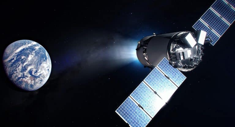 SpaceX Dragon XL could double as a crew cabin for lunar space station