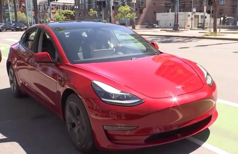 Tesla Autopilot abuser arrested earlier this week, buys new Tesla, rides in backseat again