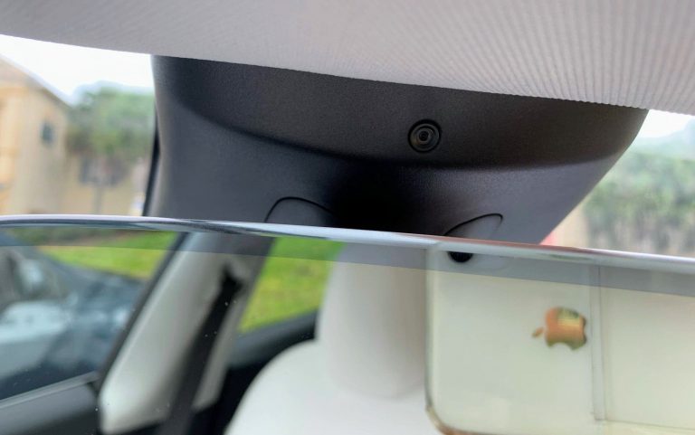 Tesla Adds Driver Monitoring To Interior Camera
