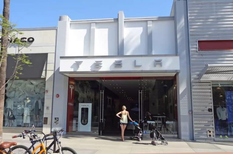 Tesla issues seat belt-related recall to Model 3 and Model Y