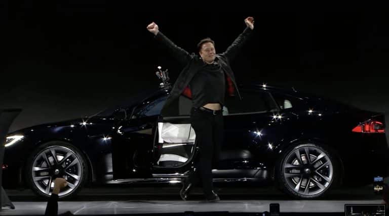 Tesla Model S Plaid with ‘practically alien’ tech unleashed: 1000 hp, lowest drag coefficient, and PS5-level gaming