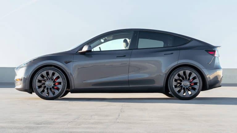Tesla Model Y starts outselling the Model 3 in China