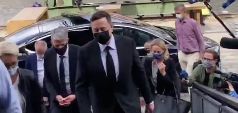 Elon Musk’s SolarCity trial day 1: Arguments, quotes, and testy exchanges