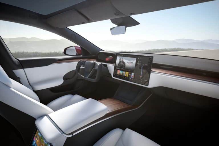 Tesla’s rolls out Disney+, Car Wash Mode, auto-dim mirror adjustments, and more in new update