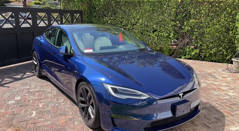 Tesla Model S Plaid gets rave review from critic: ‘Quite possibly the best all-around car ever made’