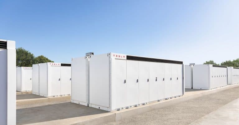 Tesla Megapack batteries to power two new 50MW renewable projects in the UK