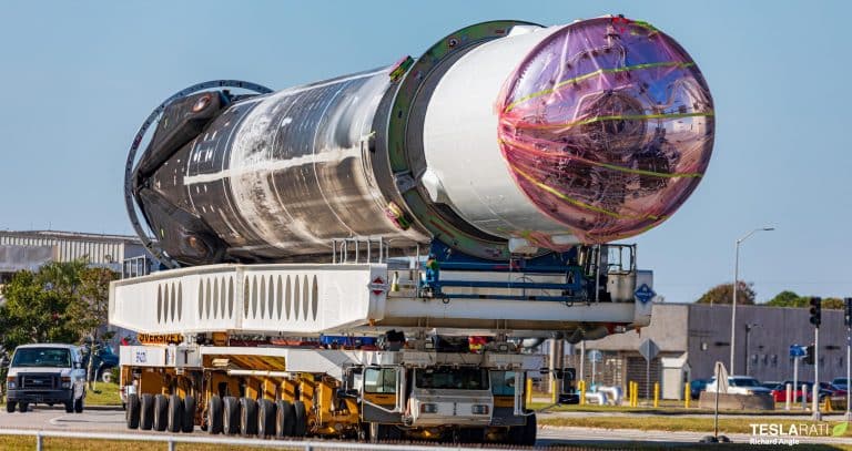 SpaceX converts Falcon Heavy core into Falcon 9 booster