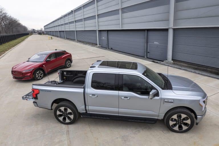 Ford shows its awesome Vehicle-to-Vehicle Charging with F-150 Lightning