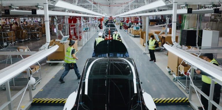 Tesla purchases its own track to make Giga Berlin employees’ commute easier