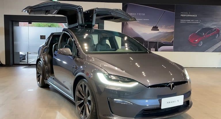 Tesla Model X Plaid with seven seats and native CCS2 port unveiled in Taiwan