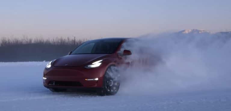 Tesla to roll out software update to fix windshield defrosting issue on 26k vehicles
