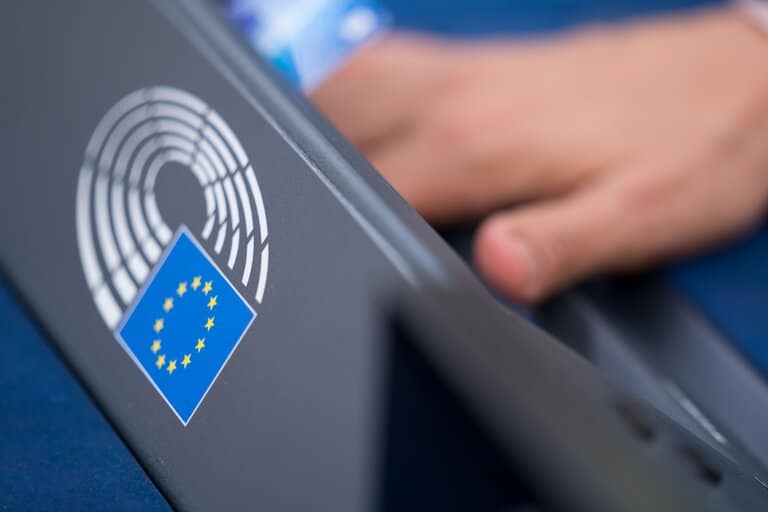 EU reaches compromise on 2035 new ICE vehicle ban
