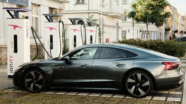 NC proposes one of US’ most anti-EV bills yet–No free EV charging unless free gasoline or diesel is offered too