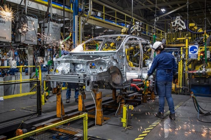 General Motors invests in stamping, new press lines for EV manufacturing
