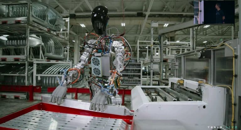 Tesla gets invitation from Italy minister: “ We open our doors wide for him”