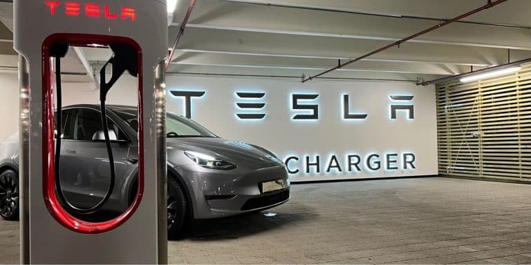 Tesla opens a milestone Supercharger in Norway open to all EV makers