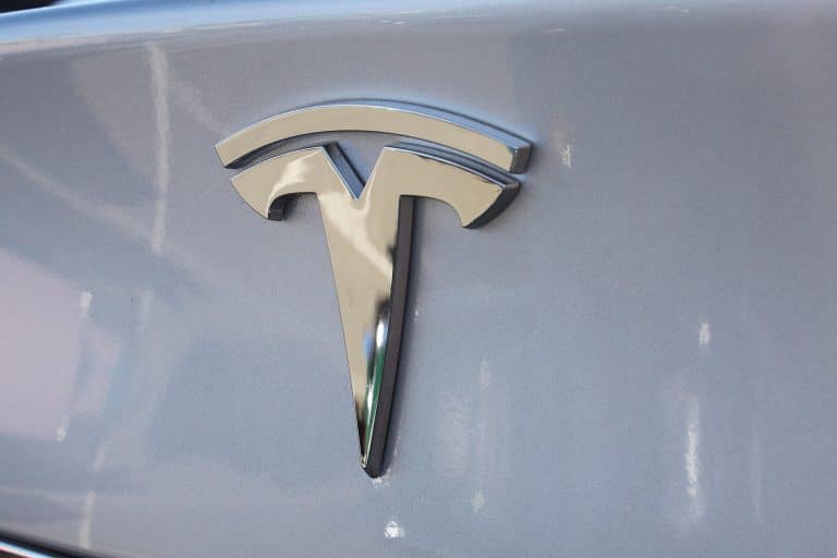 Tesla returns to Pwn2Own hacking competition with Model 3 & Model S as prizes