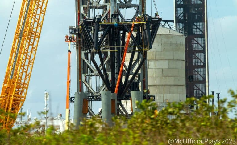 SpaceX installs rocket-catching arms on Starship’s Florida launch tower