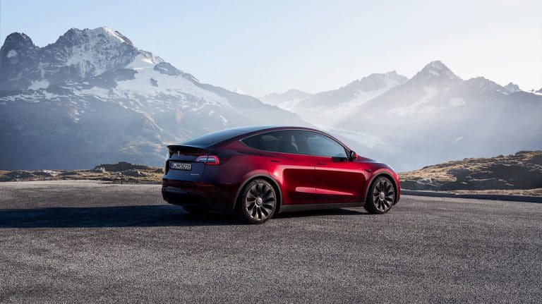 New Tesla Midnight Cherry Red paint option now available in Europe
