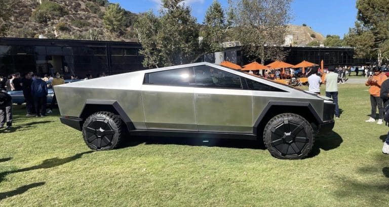 Tesla Cybertruck pricing glitch has owners waiting for updates