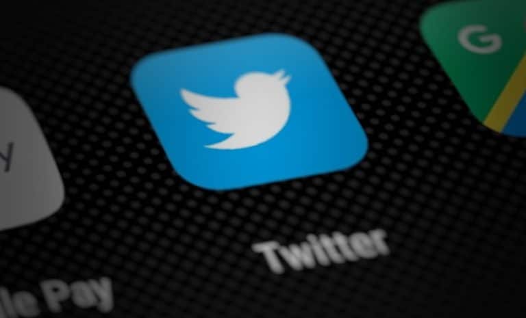 Twitter recaptures advertisers with new content deals for 2023