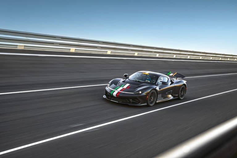 Watch the Pininfarina Battista smash the 1/4 mile world record