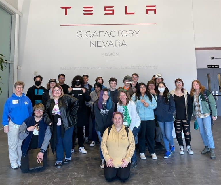Tesla Gigafactory Nevada hosts students from Carson City school