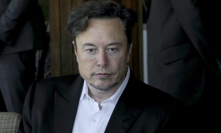Elon Musk posts apology to disabled former Twitter employee