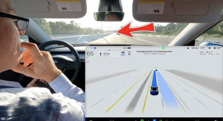 Tesla FSD Beta V11.3.1 does not disengage despite encountering rolling tire on the freeway