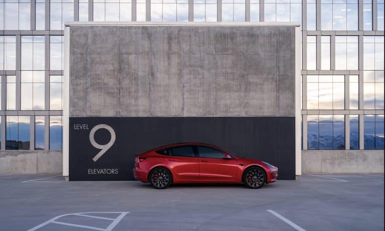 Used Tesla vehicles crush industry average depreciation despite price cuts