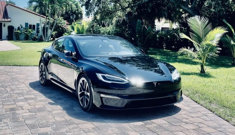 Tesla takes luxury crown in Kelley Blue Book’s Brand Image Awards for 4th year in a row