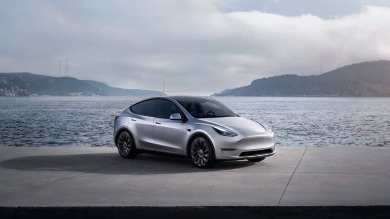 Tesla Model Y specification discrepancy has experts scratching their heads