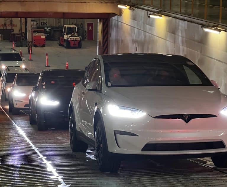 Tesla reveals plan to address ending Model S & X sales in select markets